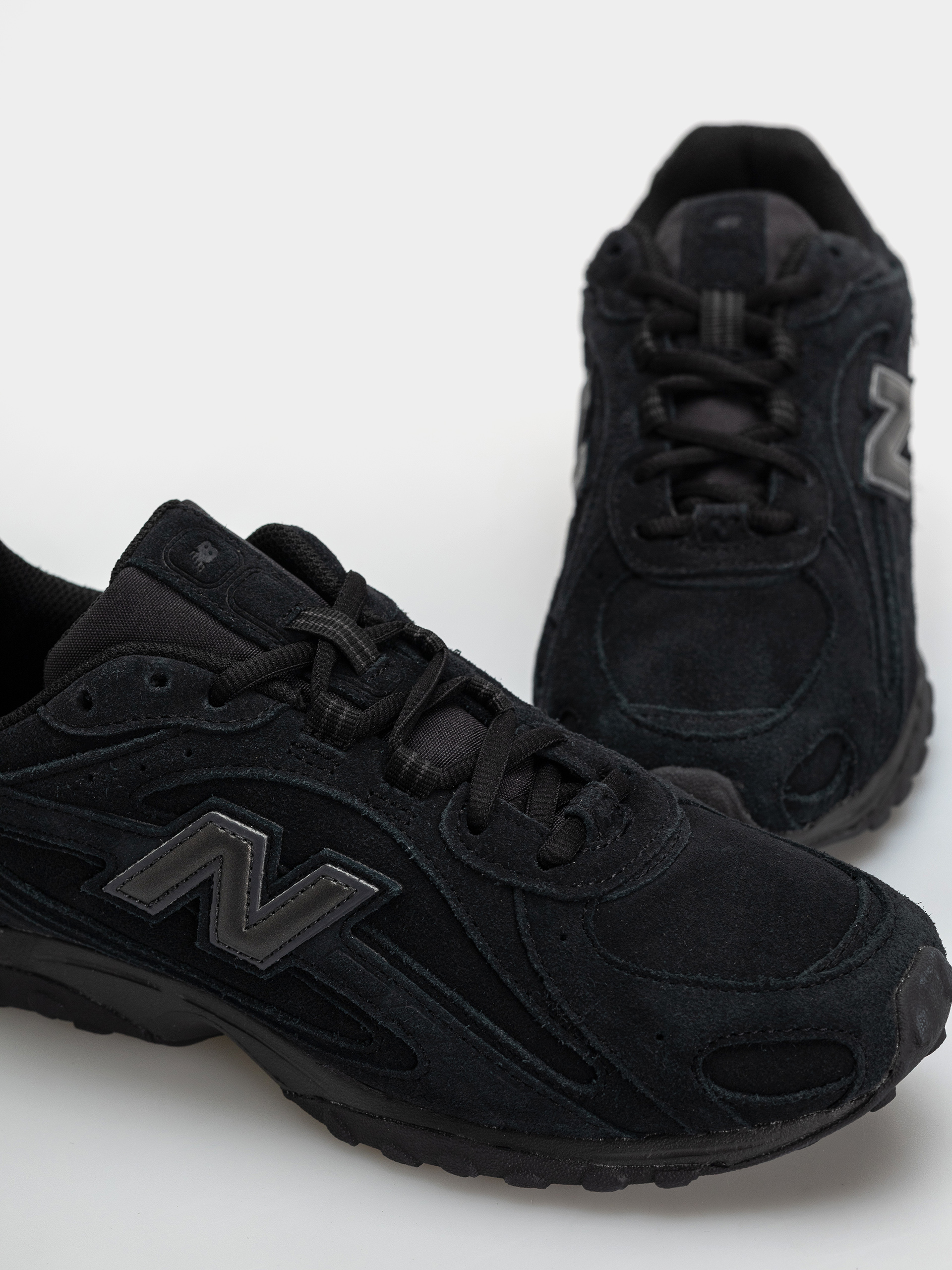 Topánky New Balance 204L (black/black cement)