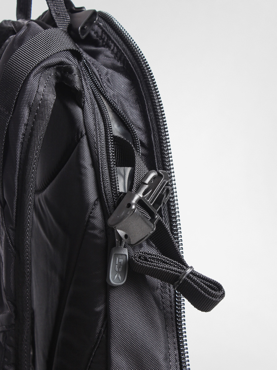 Batoh Dakine Baker (blk/kernigan)