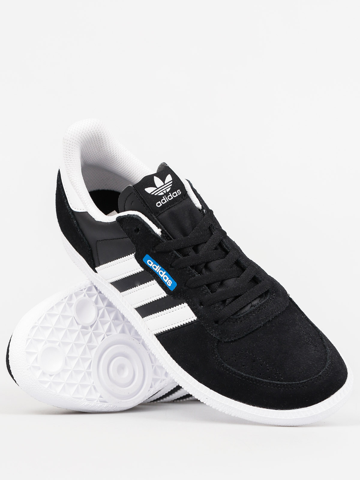 Adidas hot sale leonero black