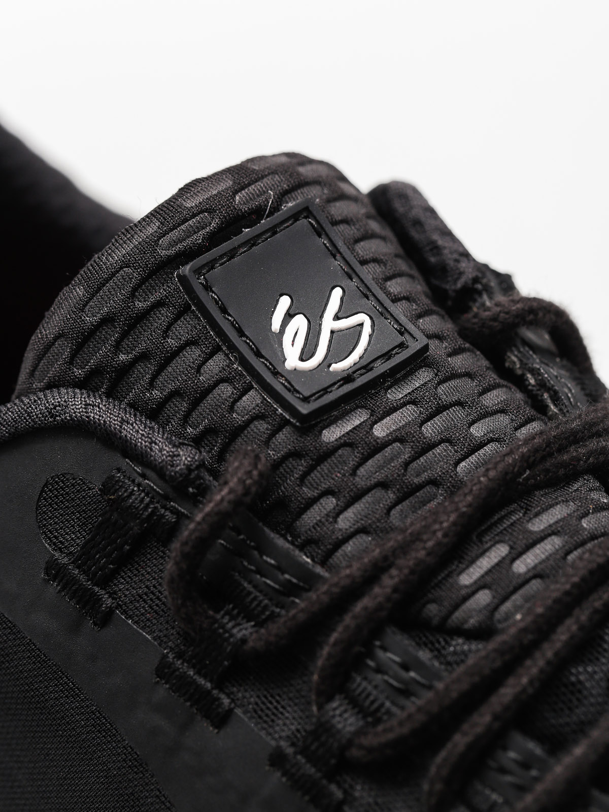 Topánky eS Sesla (black/white/gum)