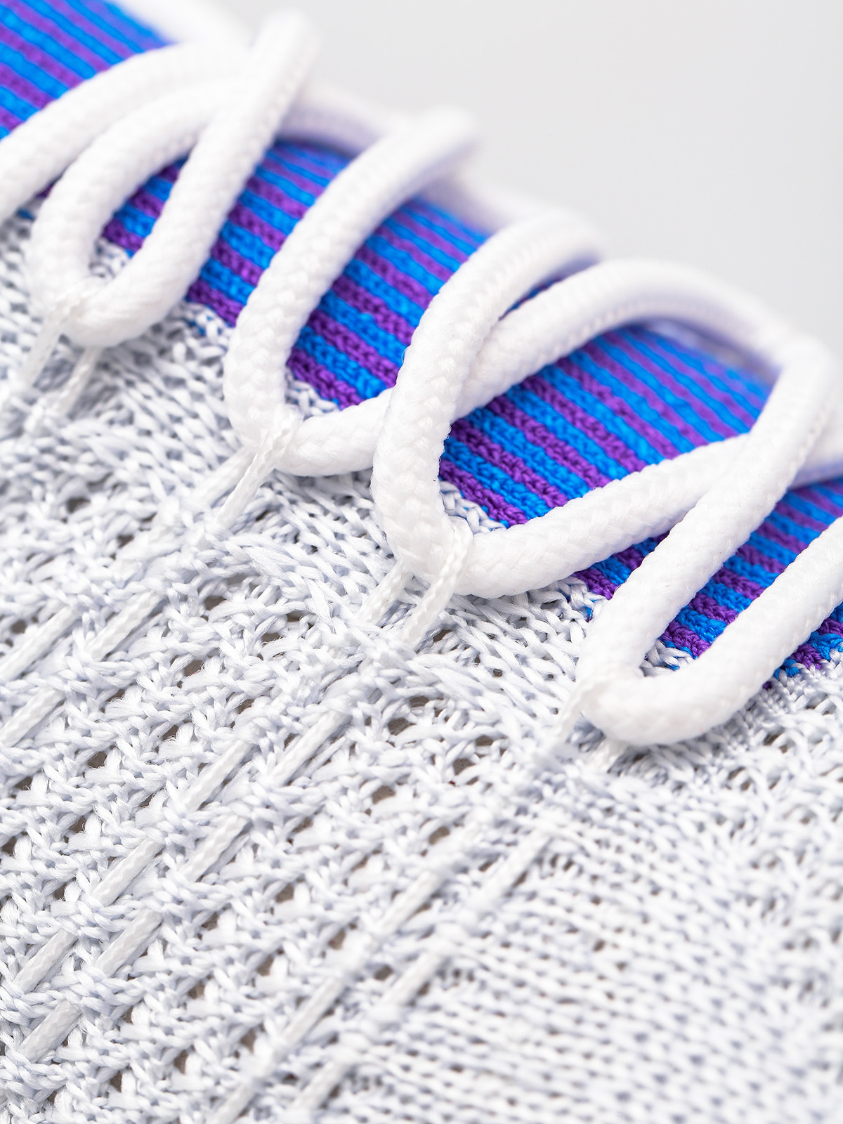 Topánky Nike Air Zoom Mariah Flyknit Racer Wmn (white/hyper crimson pure platinum)