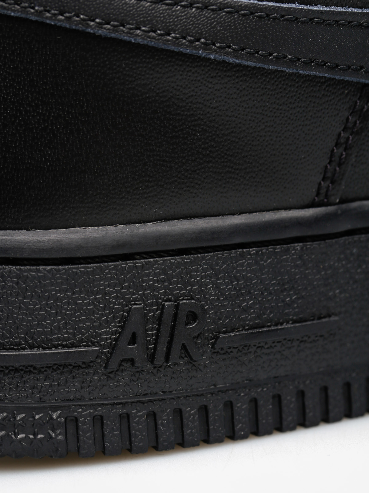 Topánky Nike Air Force 1 07 Wmn (black/black)