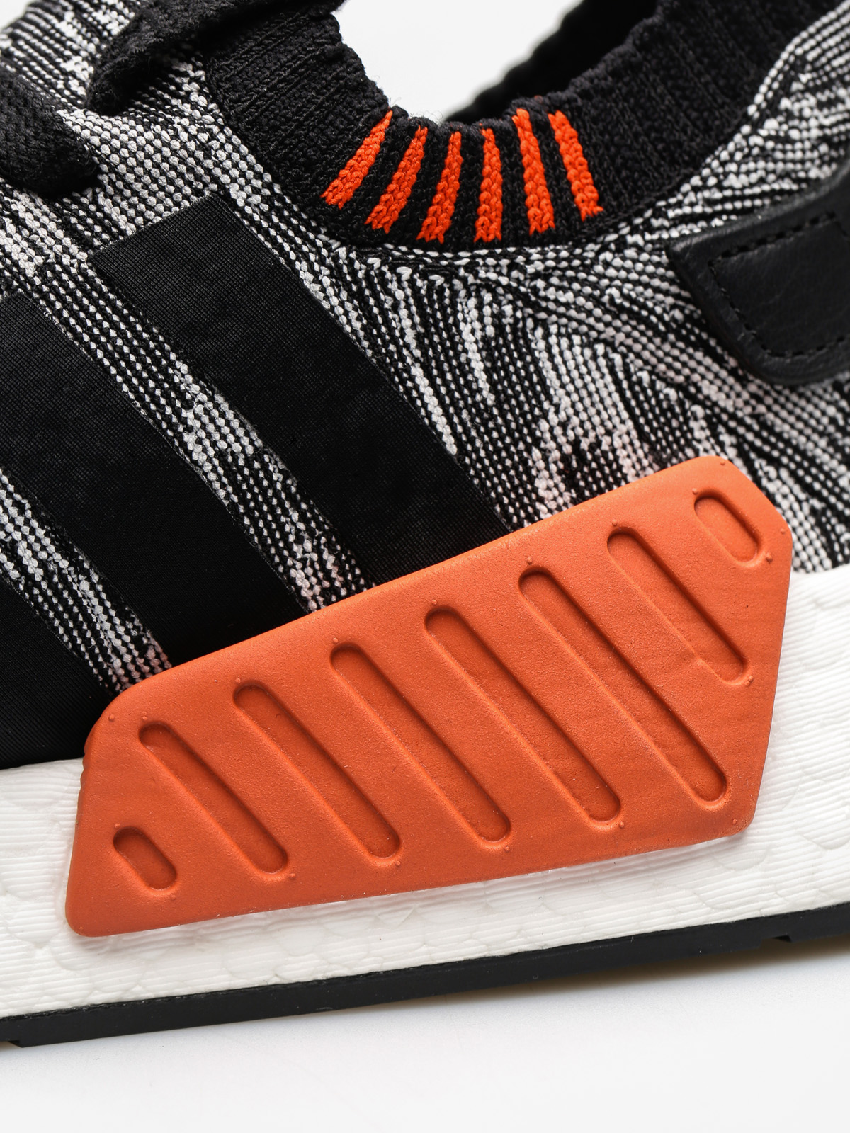 Topánky adidas Nmd R2 Pk (core black/core black/ftwr white)