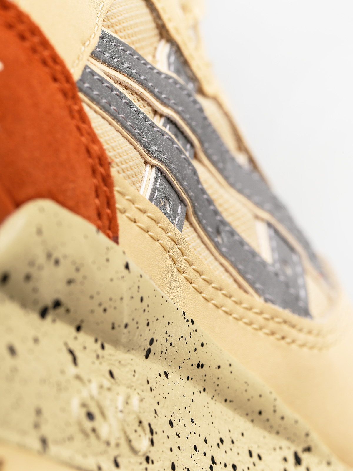 Topánky ASICS Tiger Gel Lyte III (marzipan/silver)