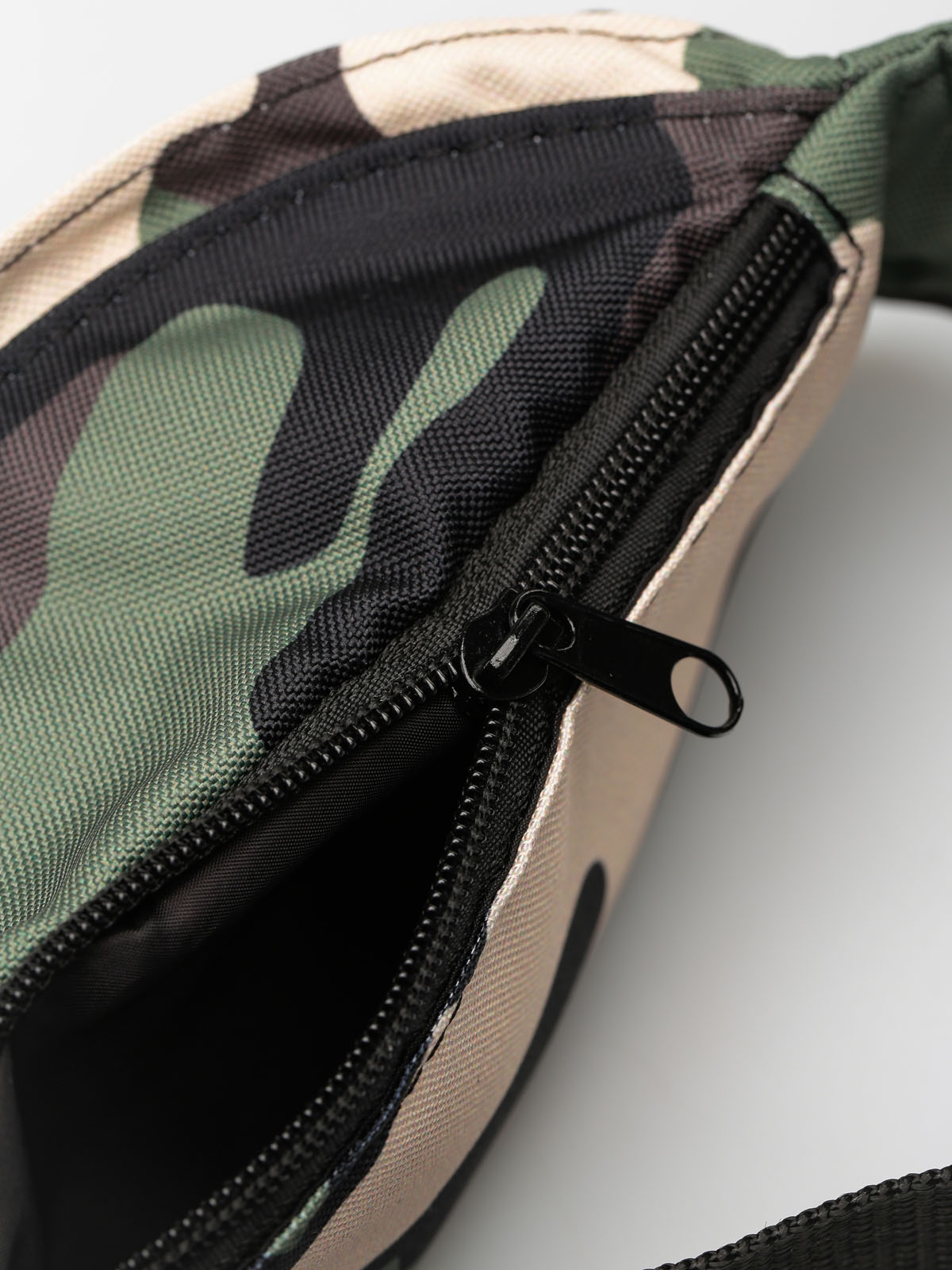 Ĺadvinka MassDnm Base (woodland camo)