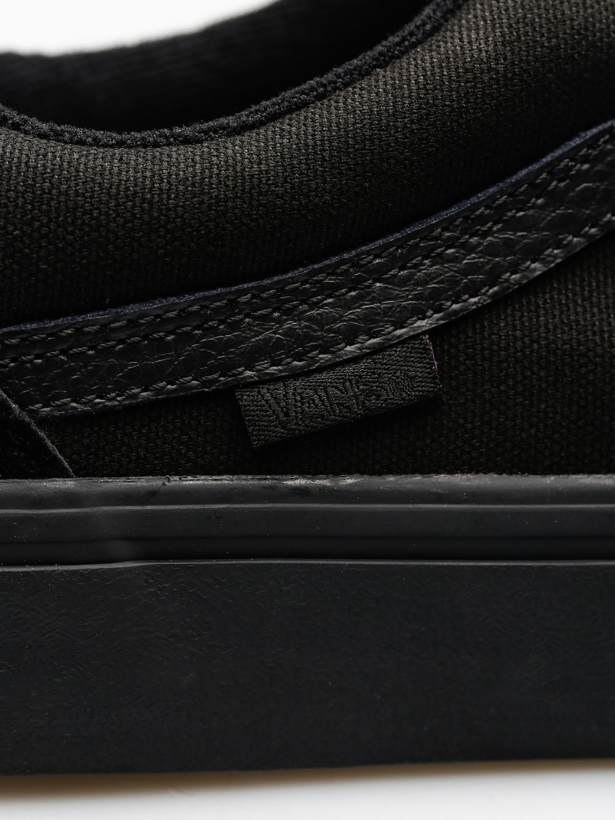 Topánky Vans Old Skool Pro (blackout)