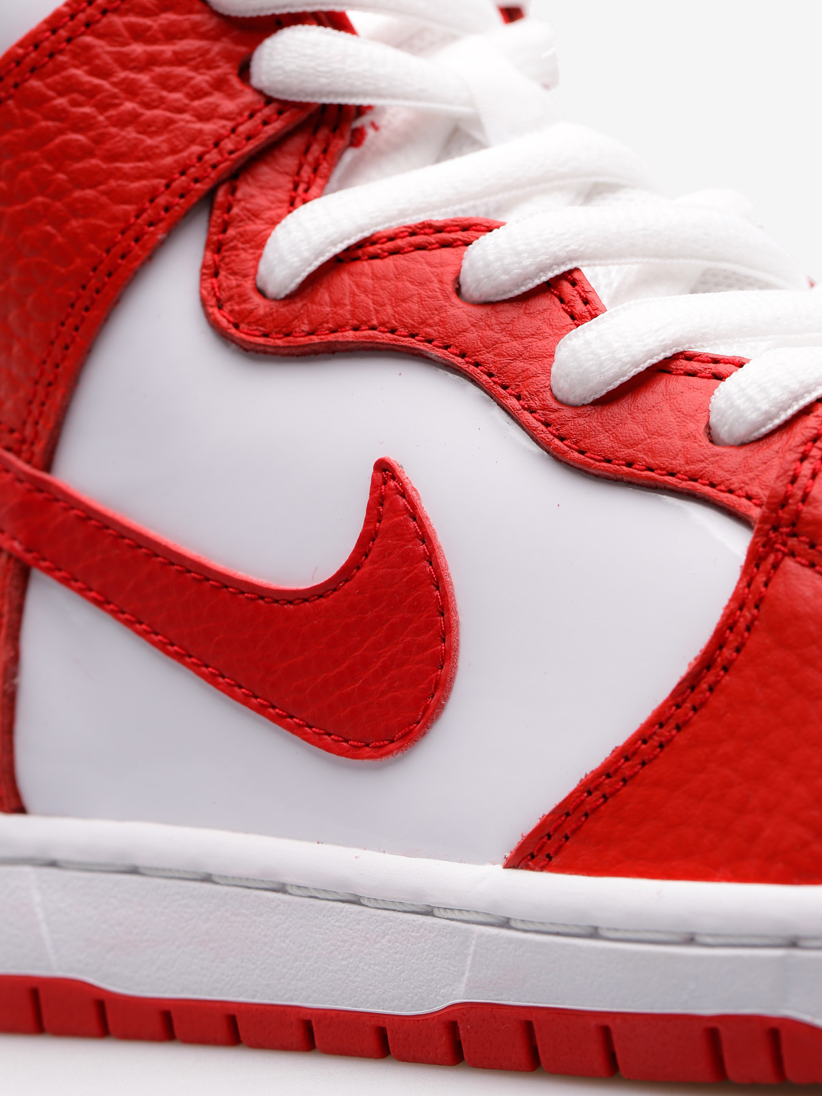Nike SB Topánky Sb Zoom Dunk High Pro (university red/university red white)