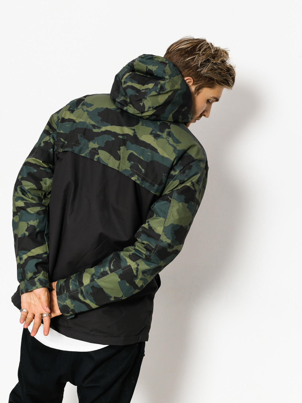 Bunda Quiksilver Wanna (flcresincamo)