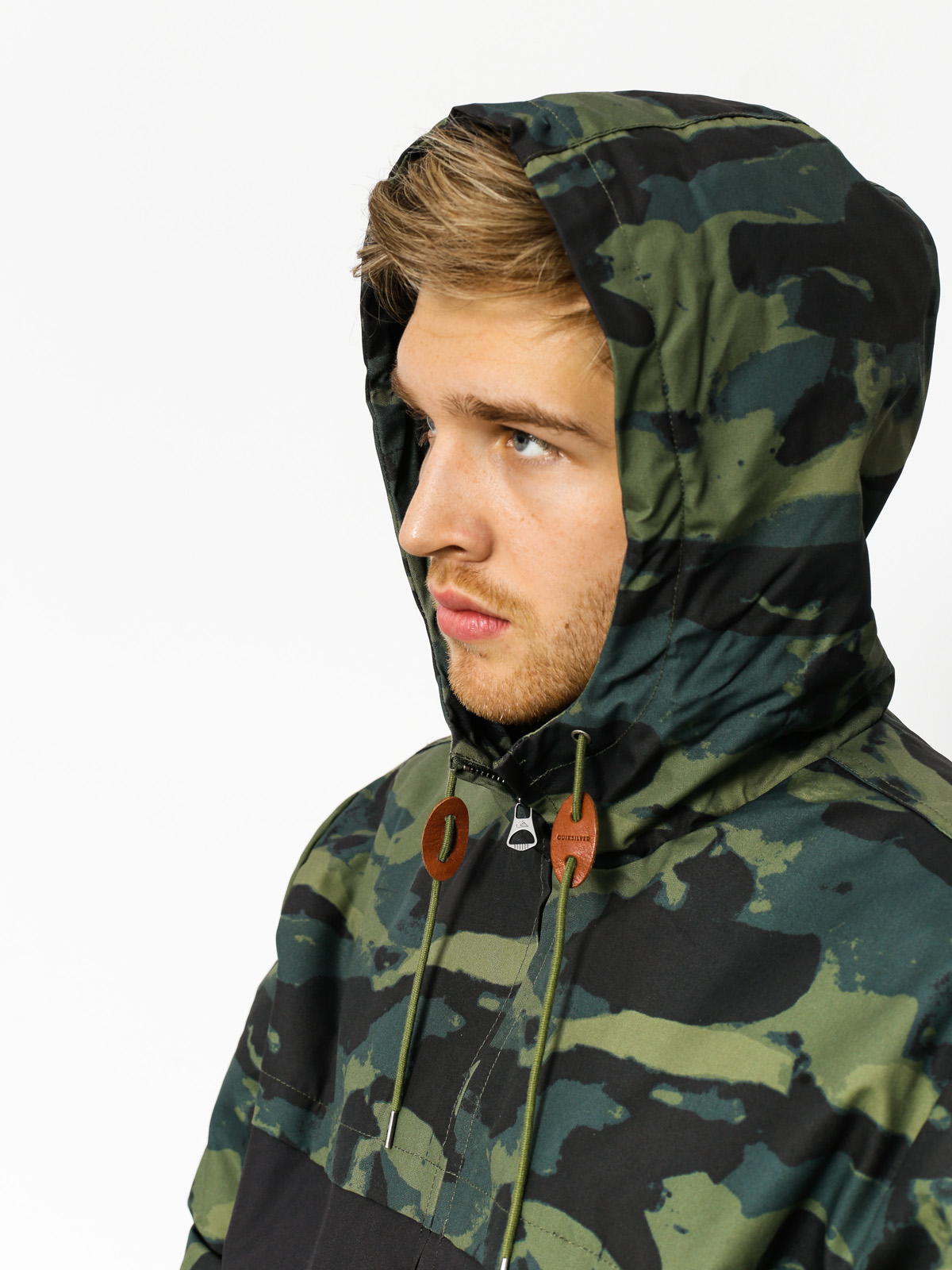 Bunda Quiksilver Wanna (flcresincamo)