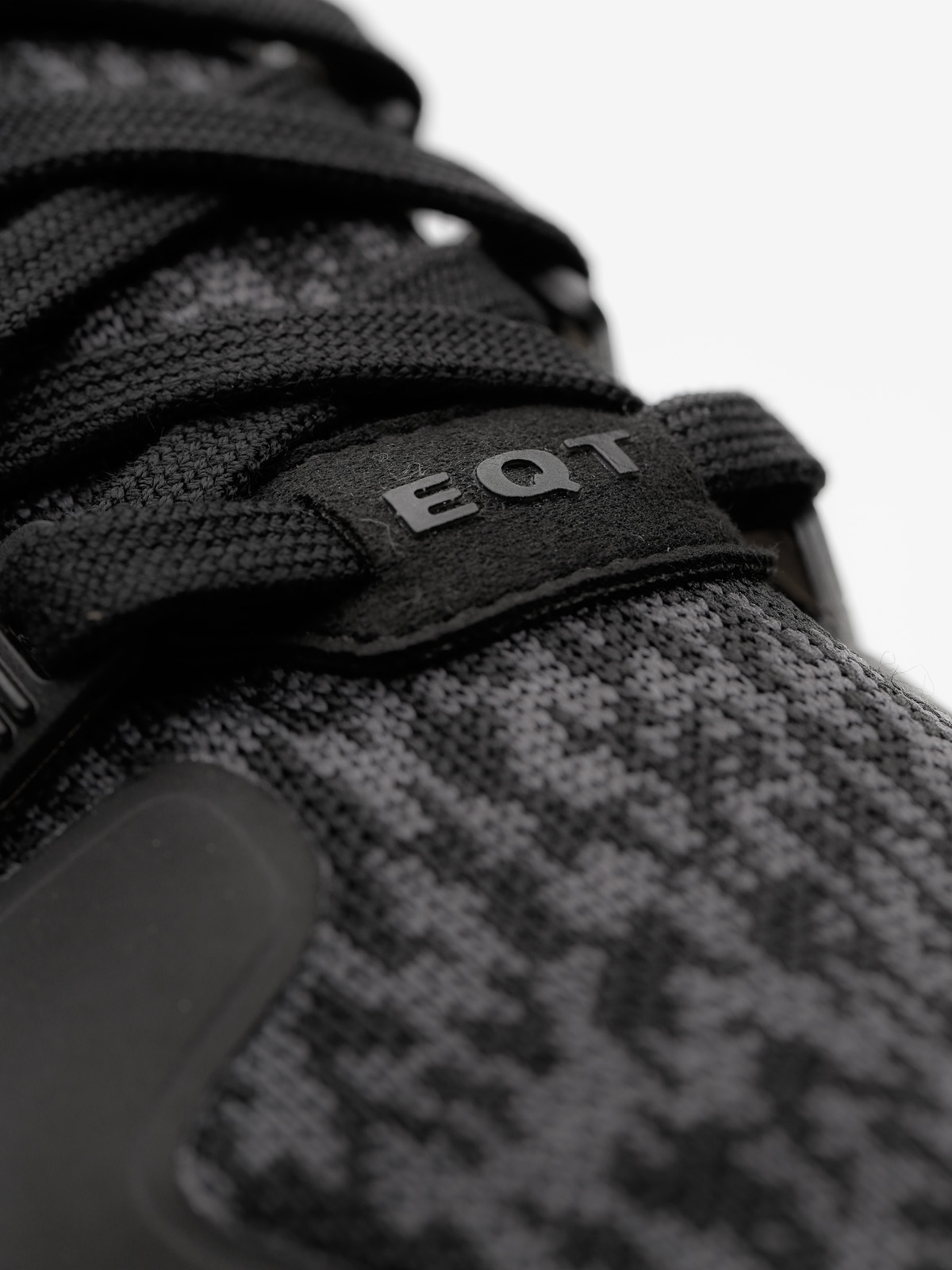 Topánky adidas Eqt Support Adv (cblack/cblack/subgrn)