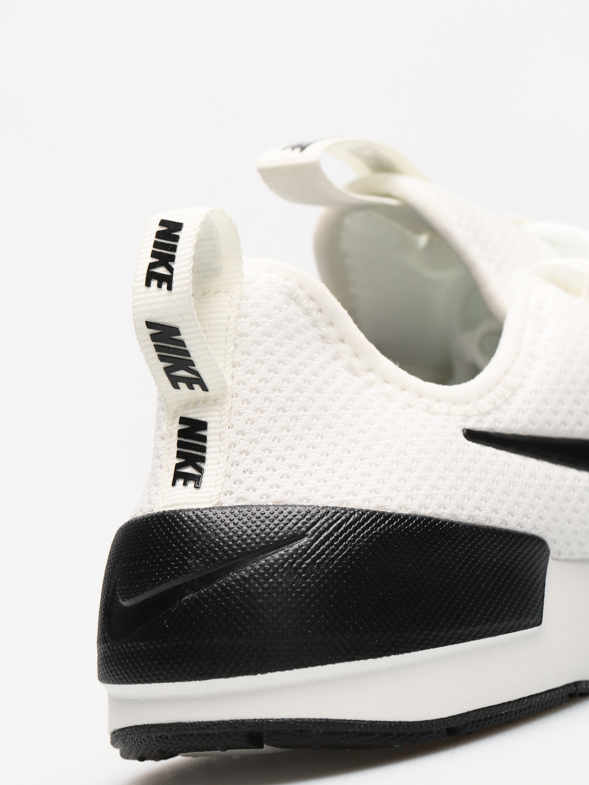 Topánky Nike Ashin Modern Wmn (summit white/black)