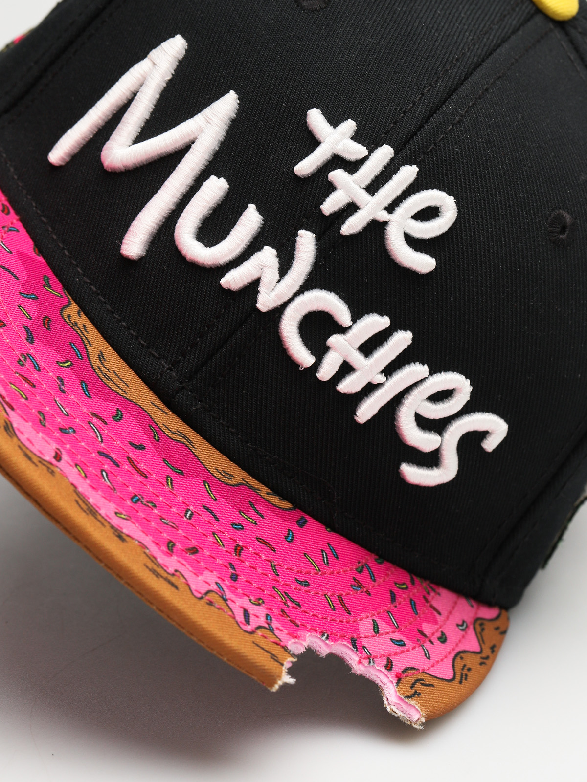 Šiltovka Cayler & Sons Munchies Classic (black)