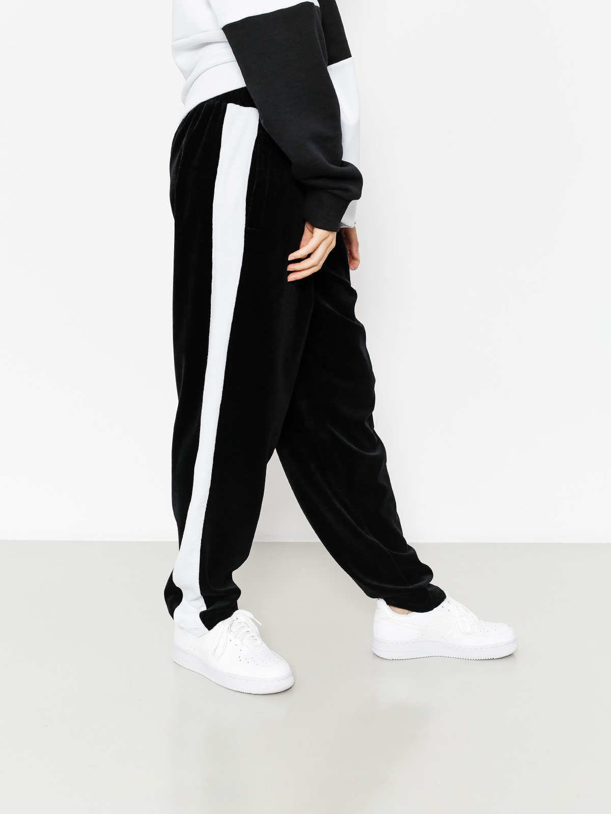 Nohavice Fila Kevin Velvet Track (black)