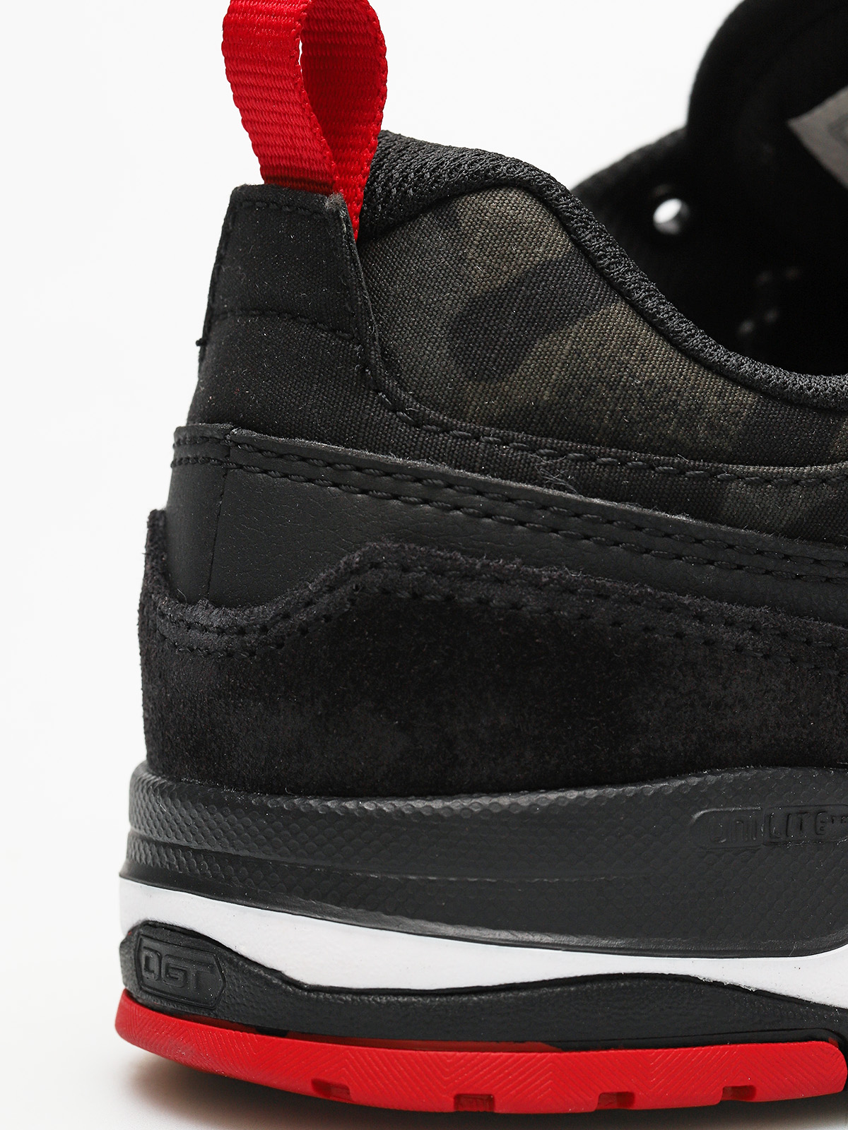 Topánky DC E Tribeka Se (black/camo)