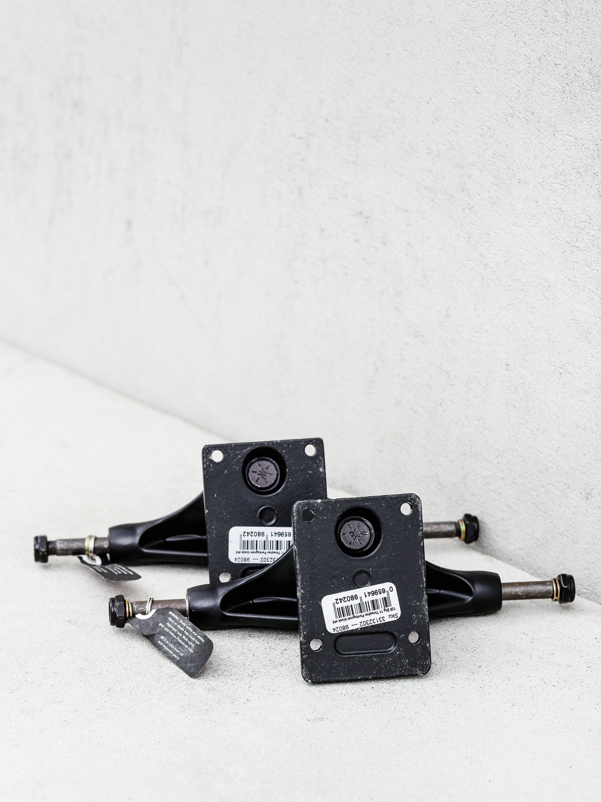 Trucky Independent x Thrasher Pentagram (matte black)