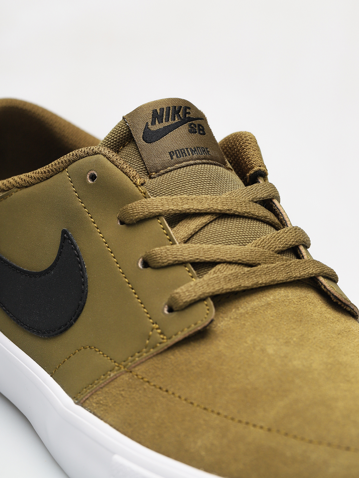 Topánky Nike SB Sb Solarsoft Portmore II (olive flak/black black white)